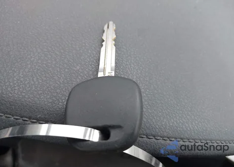 2014 Toyota Corolla S Plus z USA, uszkodzony, nr VIN 5YFBURHE6EP065692